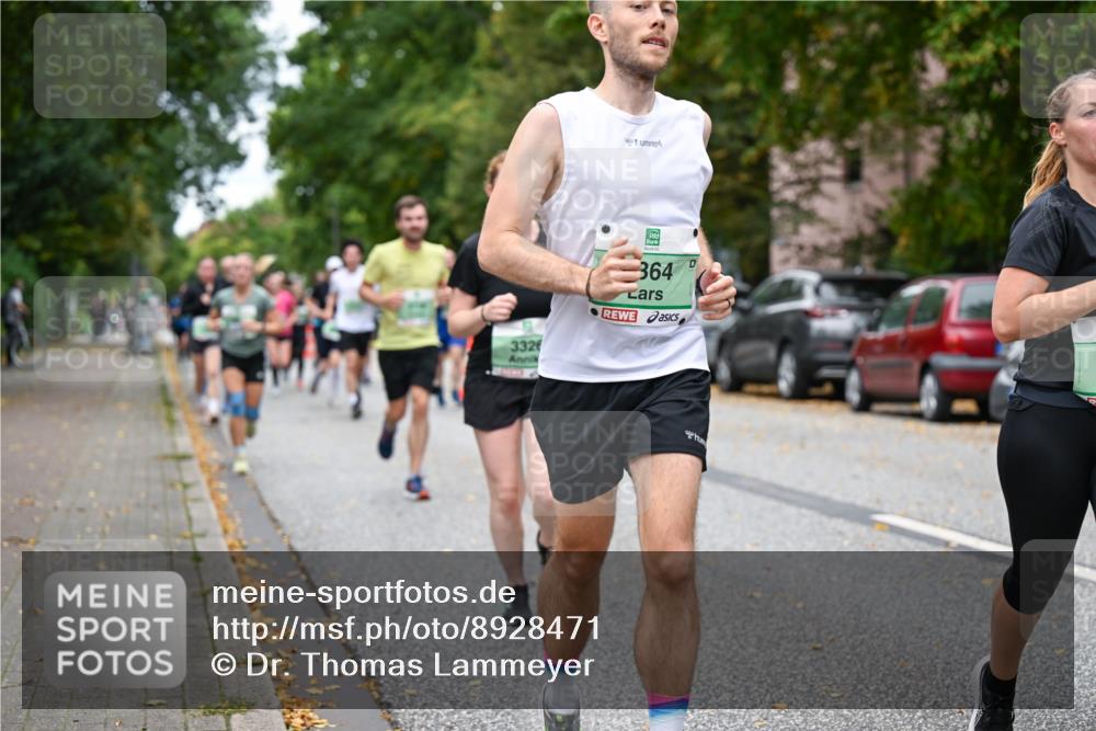 21.09.2025 - PSD Bank Halbmarathon Dr. Thomas Lammeyer http://msf.ph/oto/8928471 21.09.2025 10:48:04 Laufen 332, 364 meine-sportfotos.de