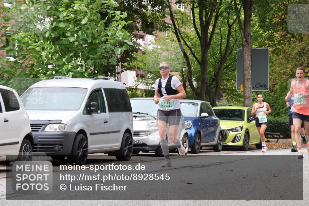 21.09.2025 - PSD Bank Halbmarathon Luisa Fischer http://msf.ph/oto/8928545 21.09.2025 11:41:18 Laufen 3418, 3141, 2228, 1600 meine-sportfotos.de