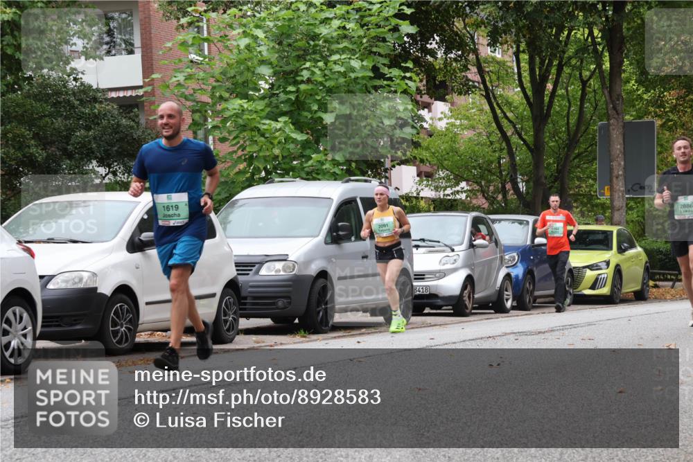21.09.2025 - PSD Bank Halbmarathon Luisa Fischer http://msf.ph/oto/8928583 21.09.2025 11:41:26 Laufen 1619, 2091, 3418, 1102, 2886 meine-sportfotos.de
