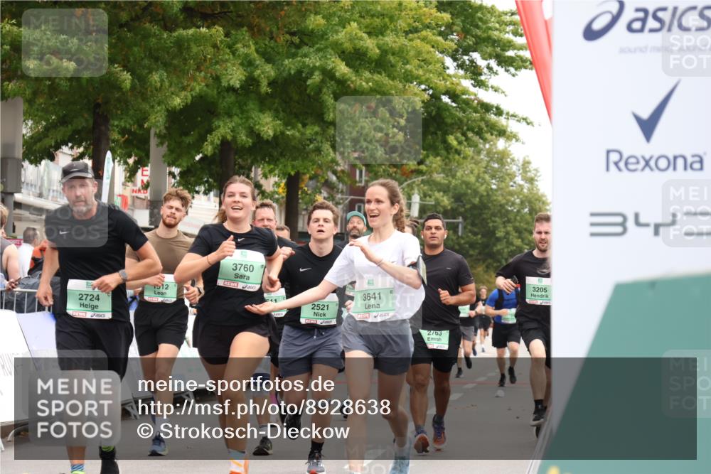 21.09.2025 - PSD Bank Halbmarathon Strokosch-Dieckow http://msf.ph/oto/8928638 21.09.2025 12:08:28 Ziel 2176, 2521, 2724, 3205, 3641, 3760 meine-sportfotos.de
