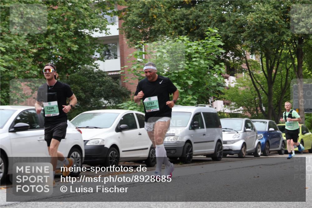 21.09.2025 - PSD Bank Halbmarathon Luisa Fischer http://msf.ph/oto/8928685 21.09.2025 11:41:54 Laufen 1396, 2757, 3418, 99, 2167 meine-sportfotos.de
