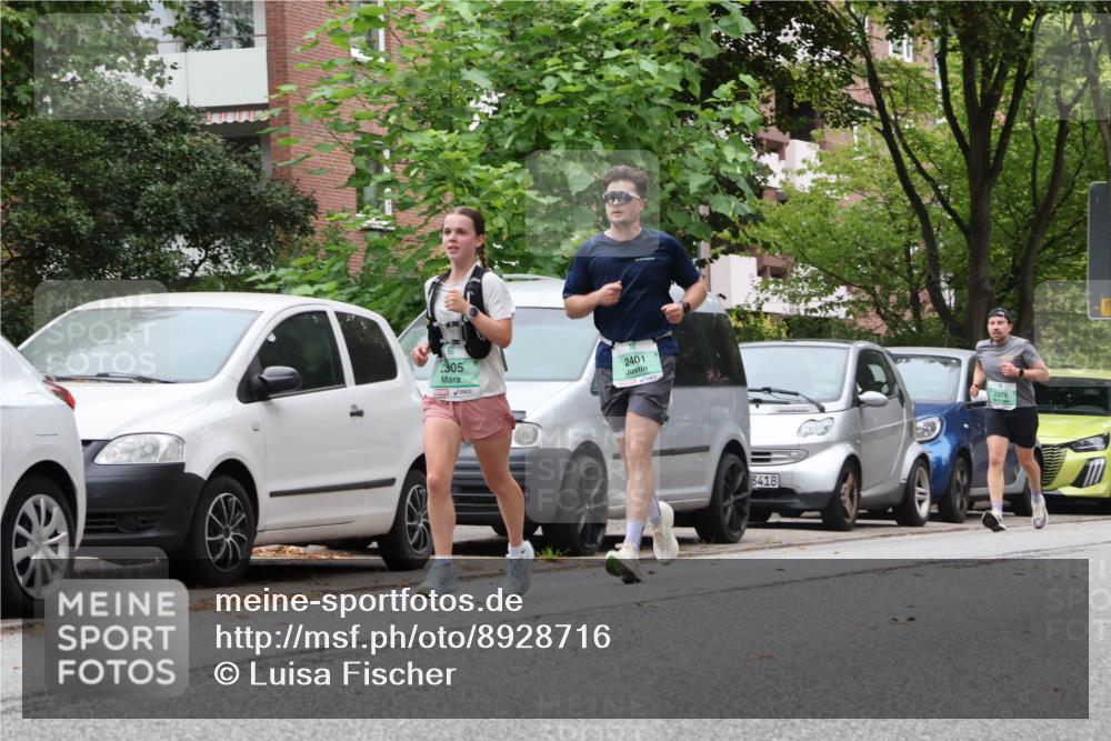 21.09.2025 - PSD Bank Halbmarathon Luisa Fischer http://msf.ph/oto/8928716 21.09.2025 11:42:17 Laufen 2305, 2401, 3418, 2275 meine-sportfotos.de
