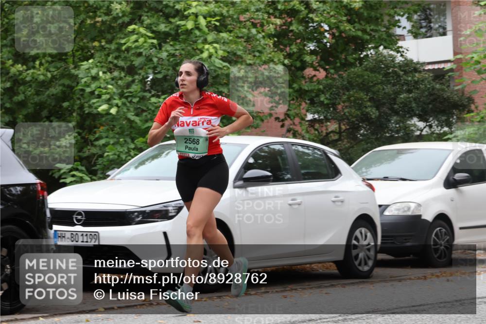 21.09.2025 - PSD Bank Halbmarathon Luisa Fischer http://msf.ph/oto/8928762 21.09.2025 11:43:21 Laufen 80, 1199, 2568 meine-sportfotos.de