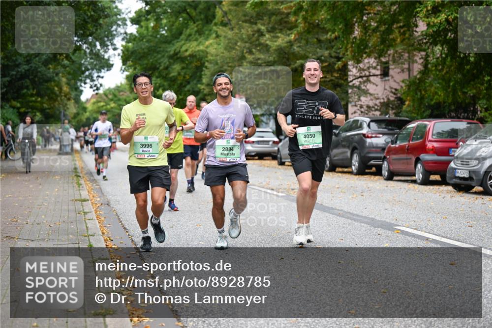 21.09.2025 - PSD Bank Halbmarathon Dr. Thomas Lammeyer http://msf.ph/oto/8928785 21.09.2025 10:48:23 Laufen 3996, 2884, 9, 4050, 4915 meine-sportfotos.de