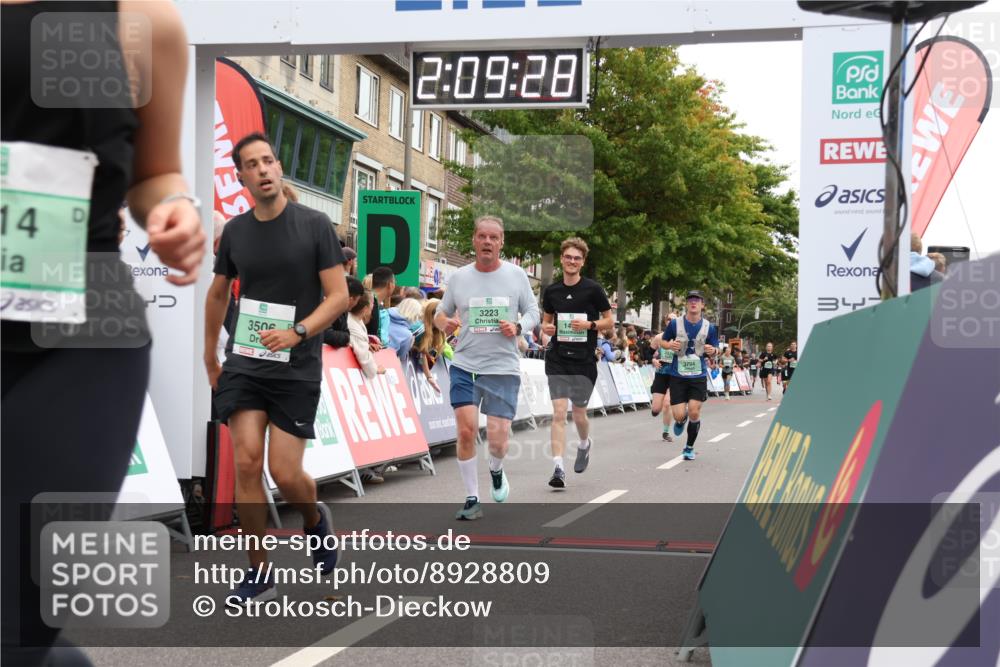 21.09.2025 - PSD Bank Halbmarathon Strokosch-Dieckow http://msf.ph/oto/8928809 21.09.2025 12:08:52 Ziel 1442, 2575, 3223, 3261, 3414, 3506, 3794 meine-sportfotos.de