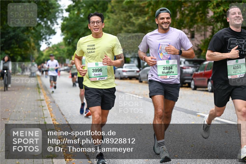 21.09.2025 - PSD Bank Halbmarathon Dr. Thomas Lammeyer http://msf.ph/oto/8928812 21.09.2025 10:48:24 Laufen 3996, 2884, 4050 meine-sportfotos.de