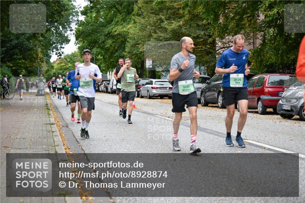21.09.2025 - PSD Bank Halbmarathon Dr. Thomas Lammeyer http://msf.ph/oto/8928874 21.09.2025 10:48:28 Laufen 1552, 3542, 3201, 3126, 4915 meine-sportfotos.de