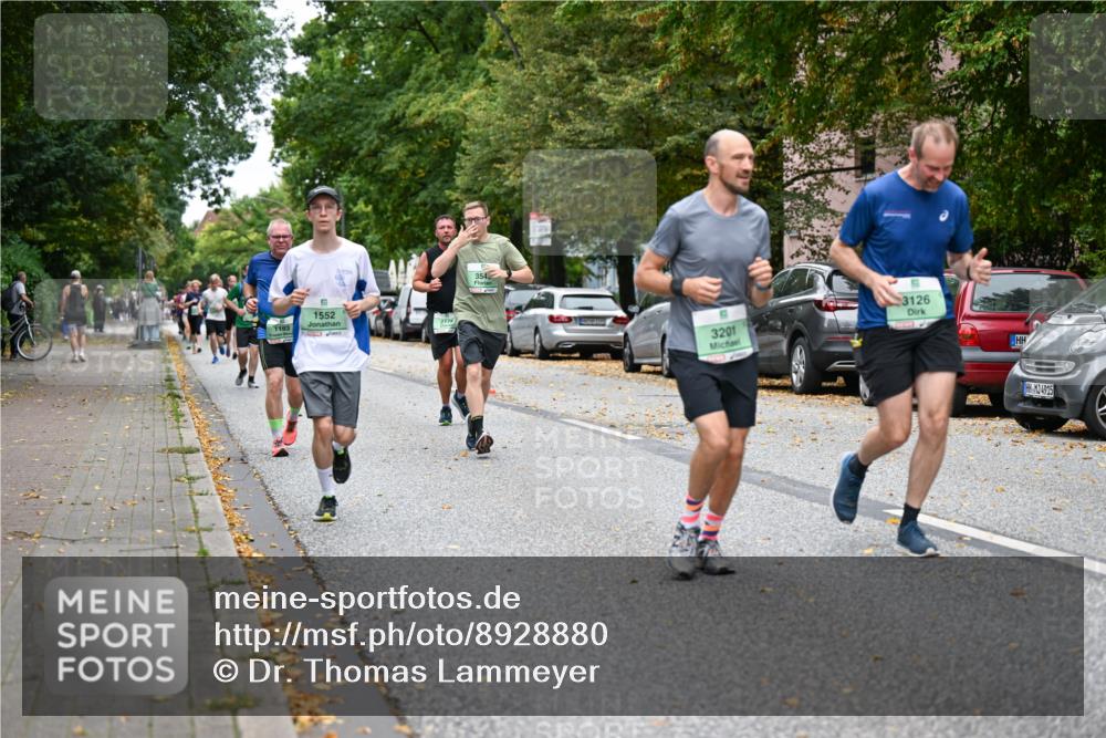 21.09.2025 - PSD Bank Halbmarathon Dr. Thomas Lammeyer http://msf.ph/oto/8928880 21.09.2025 10:48:28 Laufen 1552, 1193, 2174, 354, 3201, 3126, 4915 meine-sportfotos.de