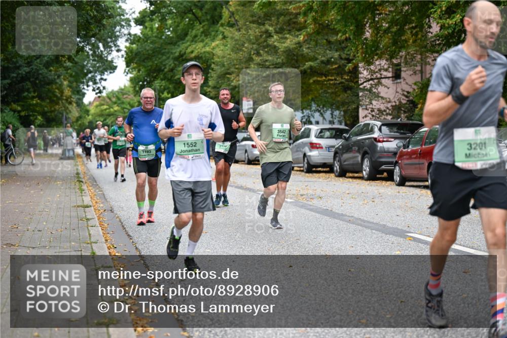 21.09.2025 - PSD Bank Halbmarathon Dr. Thomas Lammeyer http://msf.ph/oto/8928906 21.09.2025 10:48:30 Laufen 1193, 1552, 217, 91, 3542, 3201 meine-sportfotos.de