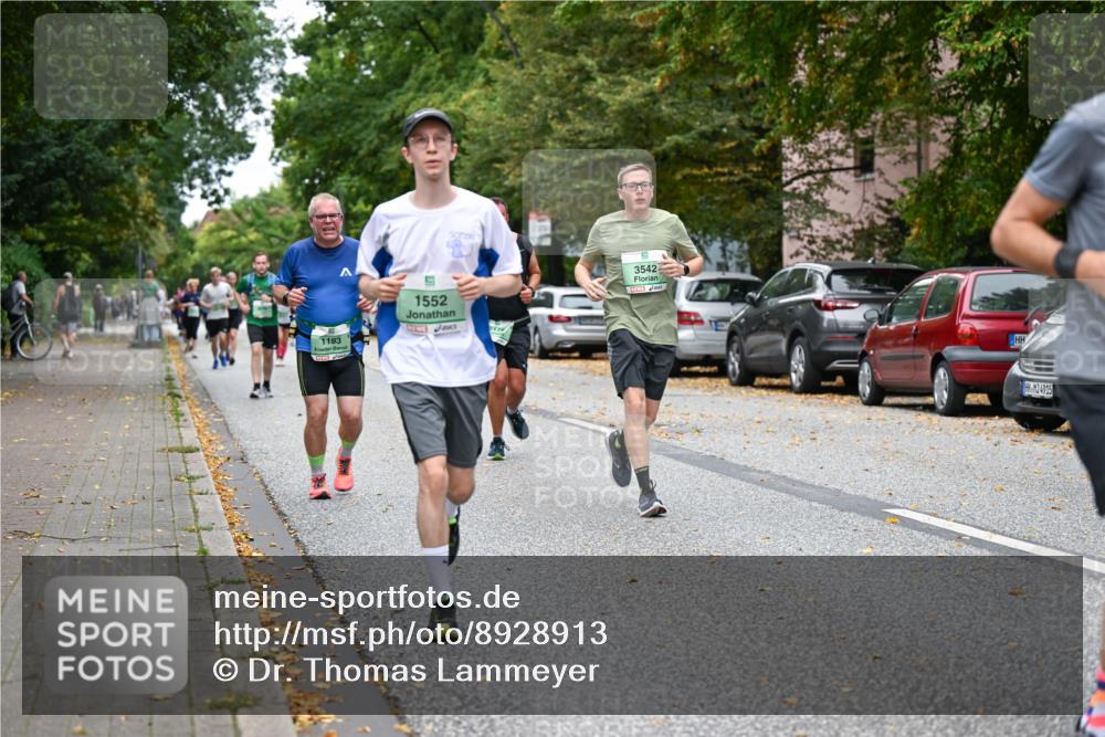 21.09.2025 - PSD Bank Halbmarathon Dr. Thomas Lammeyer http://msf.ph/oto/8928913 21.09.2025 10:48:30 Laufen 1193, 1552, 3542, 4915 meine-sportfotos.de