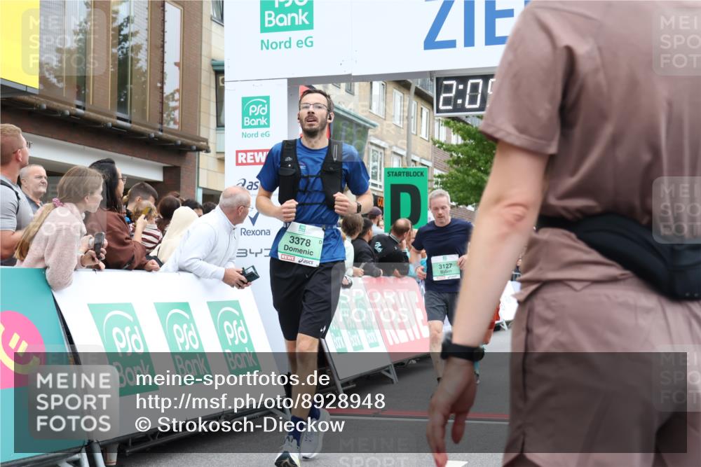 21.09.2025 - PSD Bank Halbmarathon Strokosch-Dieckow http://msf.ph/oto/8928948 21.09.2025 12:09:18 Ziel 1080, 2623, 3127, 3176, 3378, 3392 meine-sportfotos.de