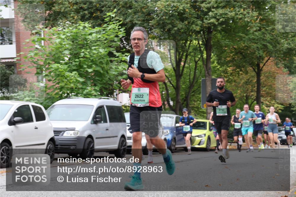 21.09.2025 - PSD Bank Halbmarathon Luisa Fischer http://msf.ph/oto/8928963 21.09.2025 11:46:05 Laufen 3418, 5, 2622, 2793 meine-sportfotos.de