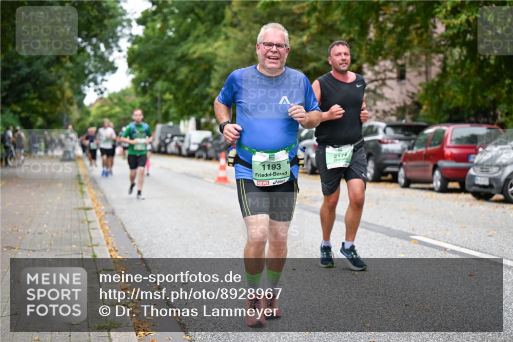 21.09.2025 - PSD Bank Halbmarathon Dr. Thomas Lammeyer http://msf.ph/oto/8928967 21.09.2025 10:48:32 Laufen 1193, 2176 meine-sportfotos.de