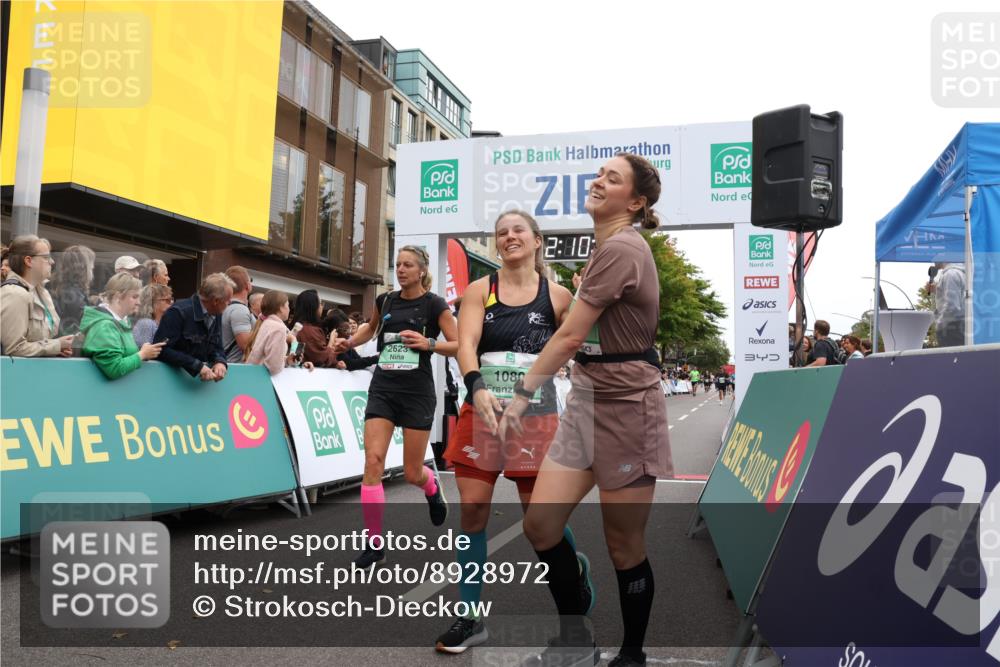 21.09.2025 - PSD Bank Halbmarathon Strokosch-Dieckow http://msf.ph/oto/8928972 21.09.2025 12:09:23 Ziel 1080, 2623, 3008, 3127, 3378, 3946 meine-sportfotos.de