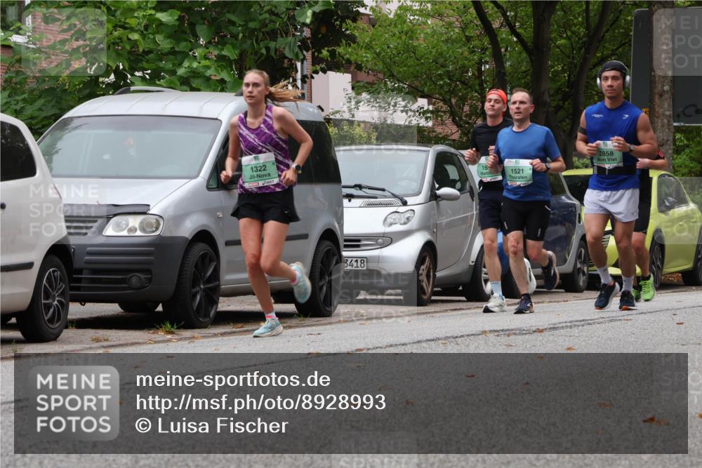 21.09.2025 - PSD Bank Halbmarathon Luisa Fischer http://msf.ph/oto/8928993 21.09.2025 11:46:14 Laufen 1322, 3418, 16, 1521, 2858 meine-sportfotos.de