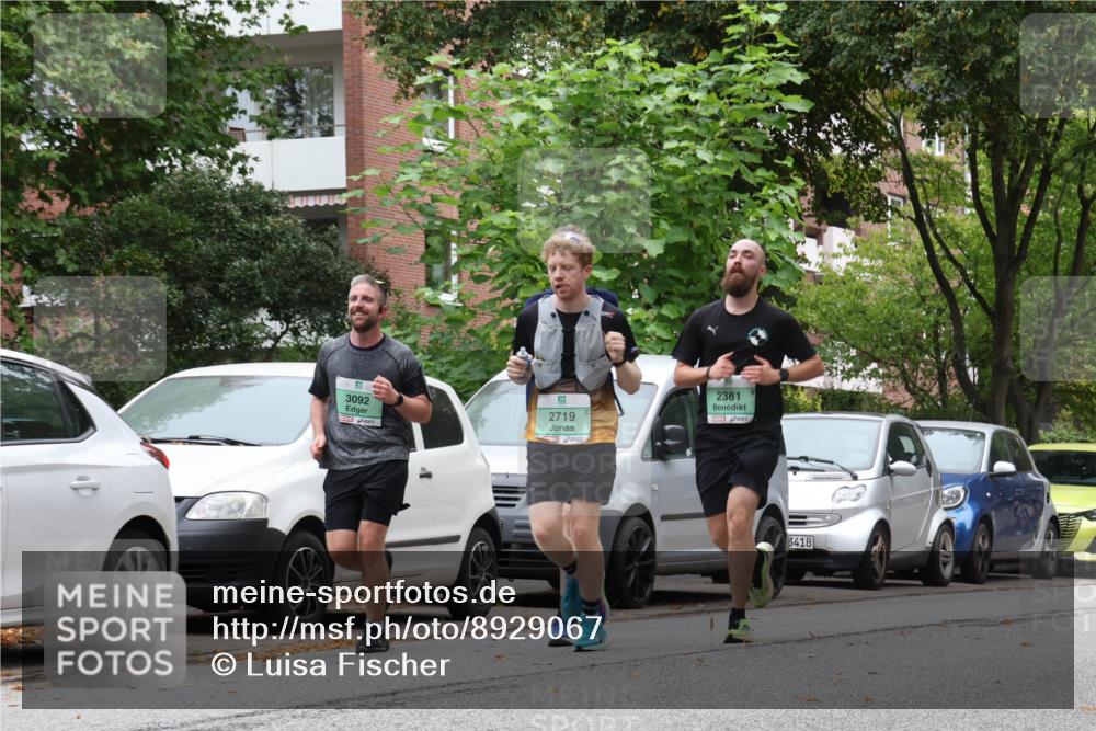 21.09.2025 - PSD Bank Halbmarathon Luisa Fischer http://msf.ph/oto/8929067 21.09.2025 11:46:31 Laufen 3092, 5, 2719, 2381, 3418 meine-sportfotos.de