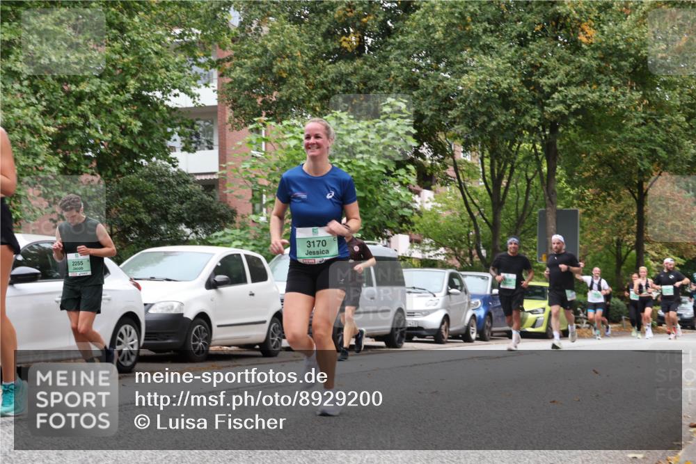 21.09.2025 - PSD Bank Halbmarathon Luisa Fischer http://msf.ph/oto/8929200 21.09.2025 11:47:00 Laufen 2255, 3170 meine-sportfotos.de