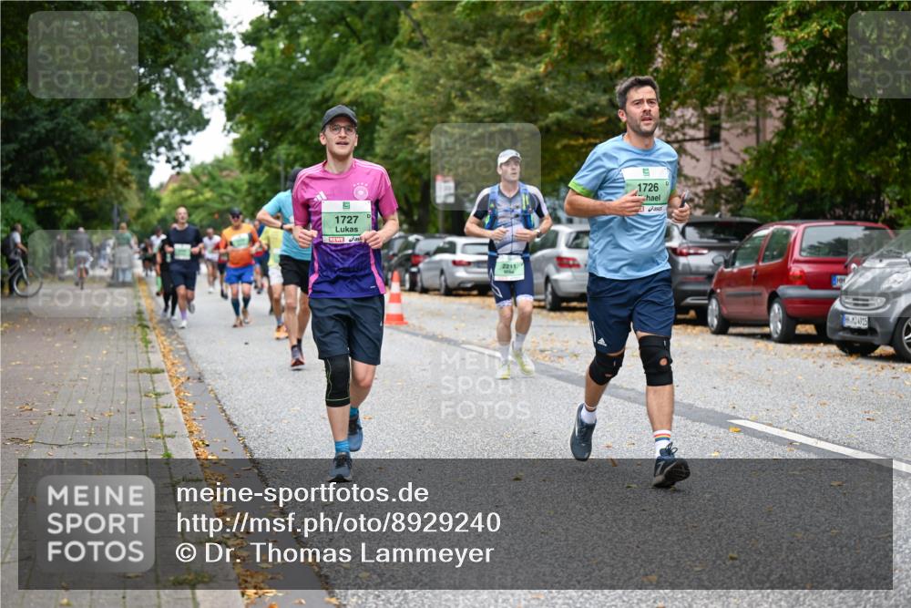 21.09.2025 - PSD Bank Halbmarathon Dr. Thomas Lammeyer http://msf.ph/oto/8929240 21.09.2025 10:48:50 Laufen 1727, 2211, 1726 meine-sportfotos.de
