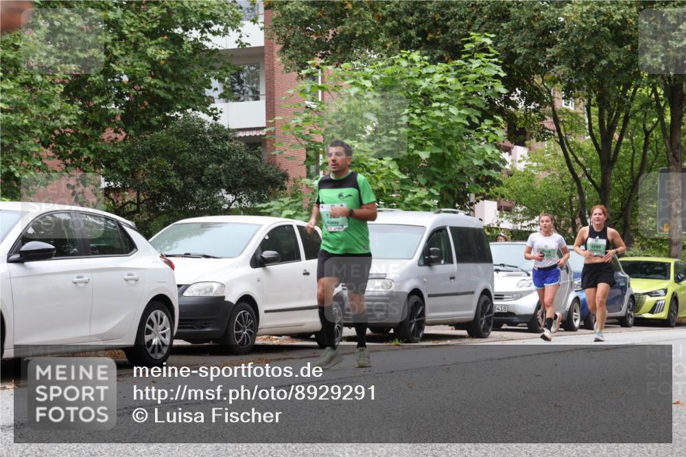 21.09.2025 - PSD Bank Halbmarathon Luisa Fischer http://msf.ph/oto/8929291 21.09.2025 11:47:20 Laufen 1060, 8418, 2918, 2289 meine-sportfotos.de