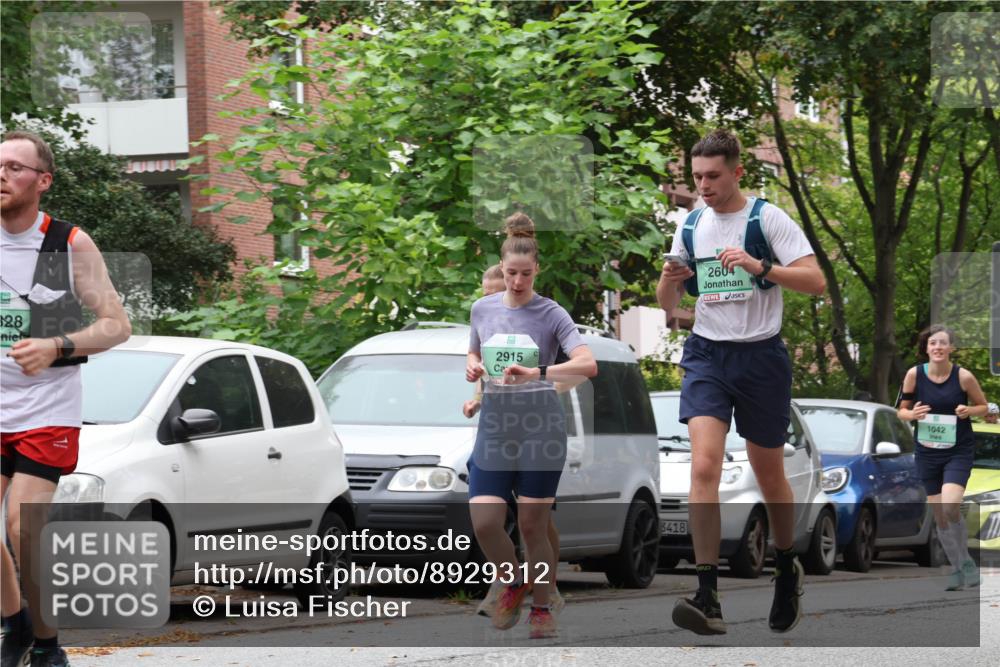 21.09.2025 - PSD Bank Halbmarathon Luisa Fischer http://msf.ph/oto/8929312 21.09.2025 11:47:28 Laufen 528, 2915, 3418, 2604, 1042 meine-sportfotos.de