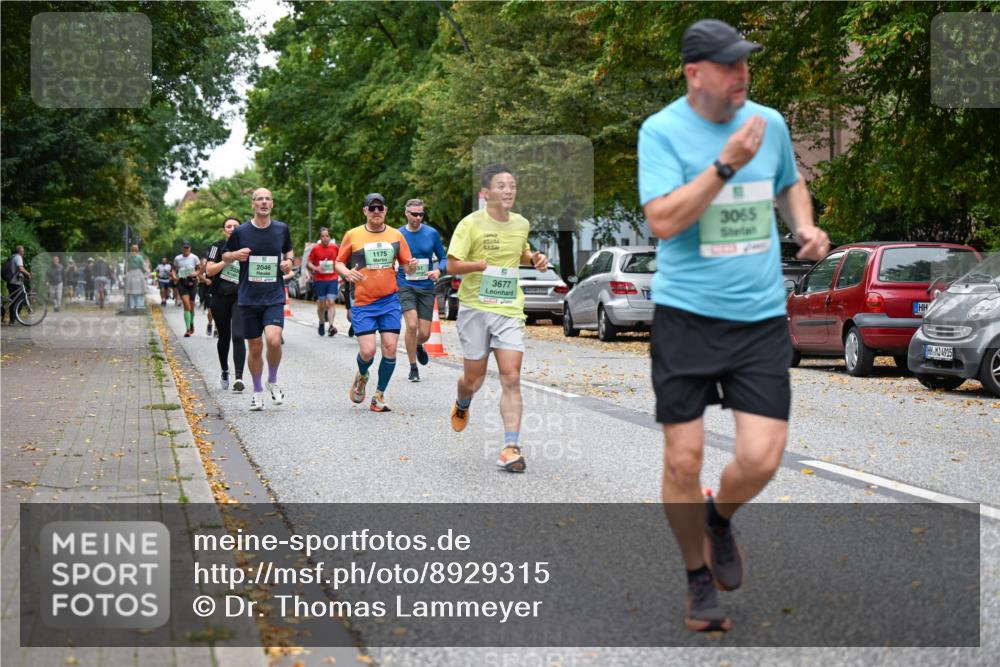 21.09.2025 - PSD Bank Halbmarathon Dr. Thomas Lammeyer http://msf.ph/oto/8929315 21.09.2025 10:48:54 Laufen 1175, 2046, 3677, 3065, 4915 meine-sportfotos.de