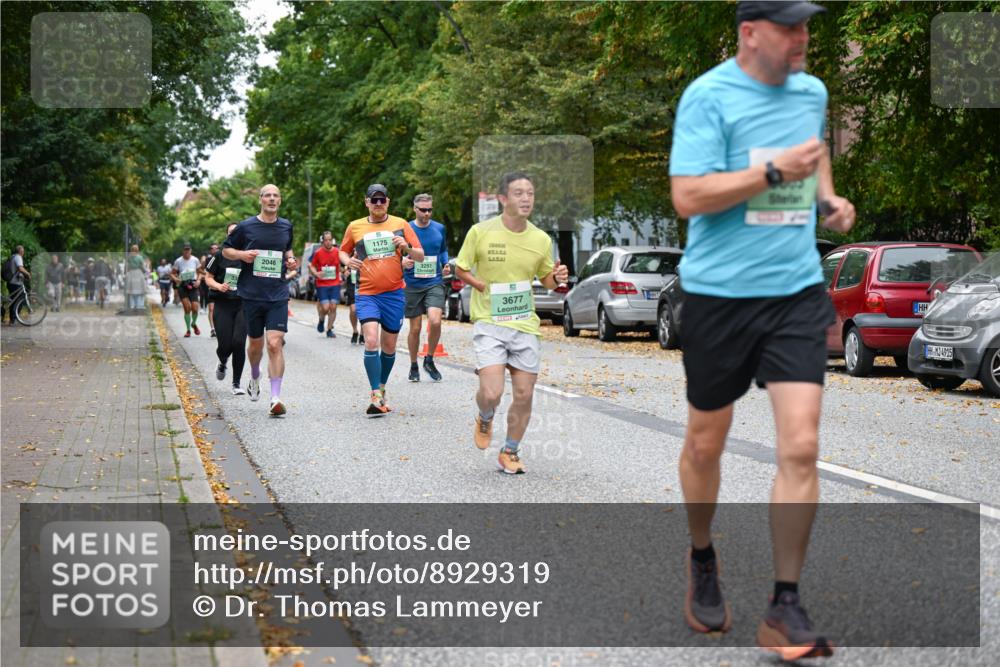 21.09.2025 - PSD Bank Halbmarathon Dr. Thomas Lammeyer http://msf.ph/oto/8929319 21.09.2025 10:48:54 Laufen 2046, 1175, 3251, 3677, 4915 meine-sportfotos.de