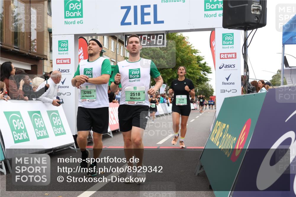 21.09.2025 - PSD Bank Halbmarathon Strokosch-Dieckow http://msf.ph/oto/8929342 21.09.2025 12:10:11 Ziel 1238, 2518, 2764, 3203, 3285 meine-sportfotos.de