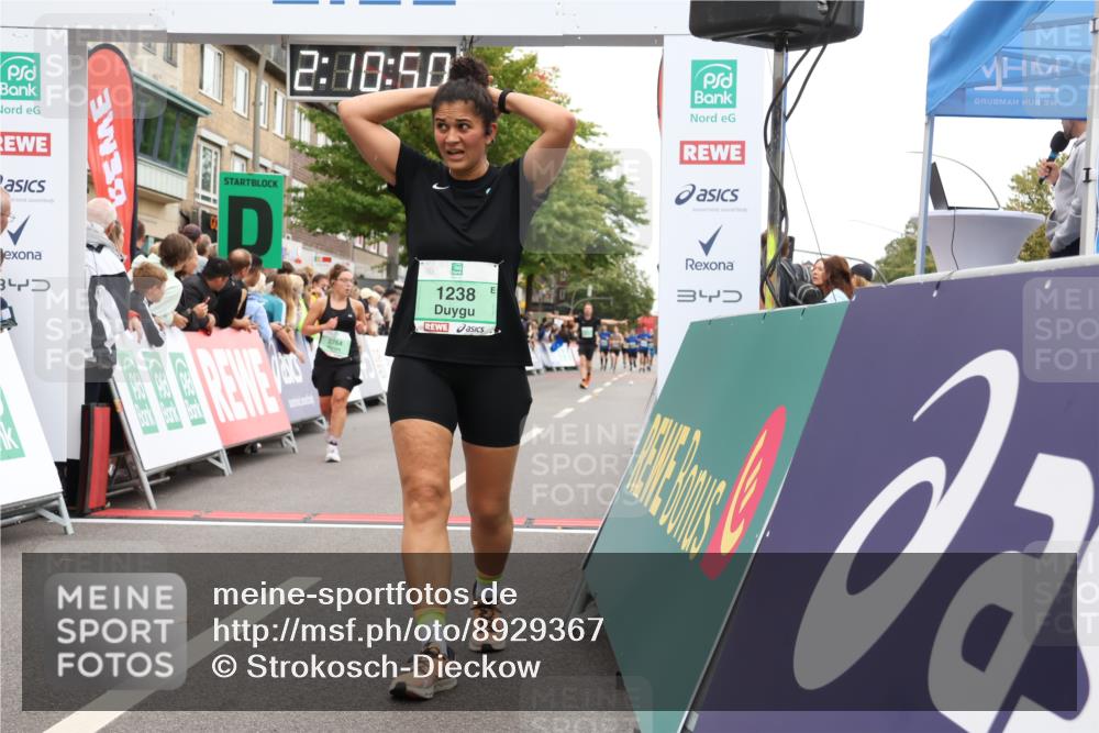 21.09.2025 - PSD Bank Halbmarathon Strokosch-Dieckow http://msf.ph/oto/8929367 21.09.2025 12:10:13 Ziel 1238, 2518, 2764, 3203, 3285 meine-sportfotos.de