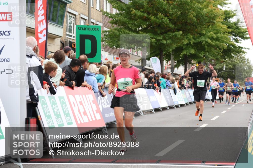 21.09.2025 - PSD Bank Halbmarathon Strokosch-Dieckow http://msf.ph/oto/8929388 21.09.2025 12:10:18 Ziel 1238, 2764, 3283, 3285, 3671 meine-sportfotos.de