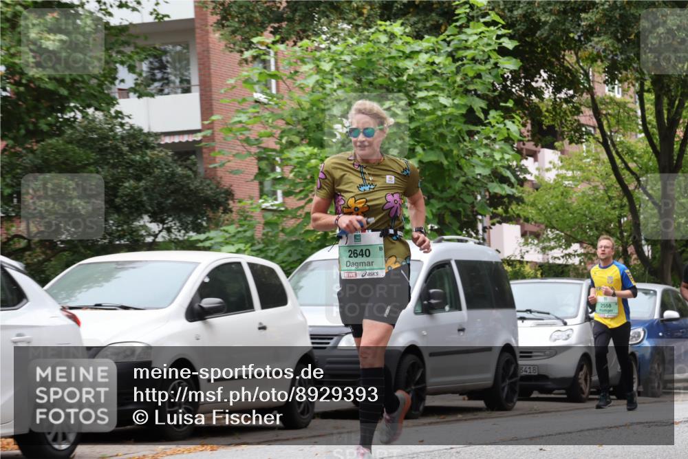 21.09.2025 - PSD Bank Halbmarathon Luisa Fischer http://msf.ph/oto/8929393 21.09.2025 11:47:45 Laufen 2640, 3418, 2558 meine-sportfotos.de