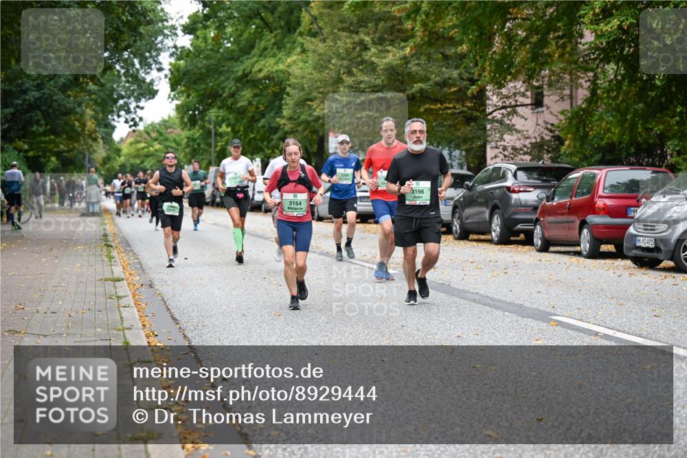 21.09.2025 - PSD Bank Halbmarathon Dr. Thomas Lammeyer http://msf.ph/oto/8929444 21.09.2025 10:49:01 Laufen 1513, 3154, 3269, 3196, 4915 meine-sportfotos.de