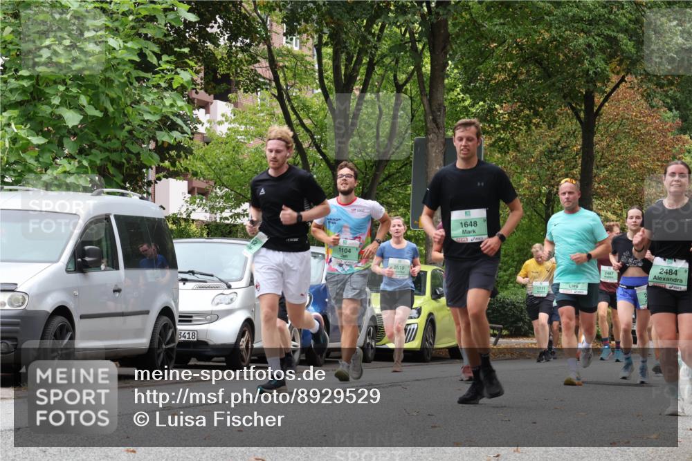 21.09.2025 - PSD Bank Halbmarathon Luisa Fischer http://msf.ph/oto/8929529 21.09.2025 11:48:10 Laufen 3418, 1104, 2610, 1648, 1711, 2467, 2484 meine-sportfotos.de