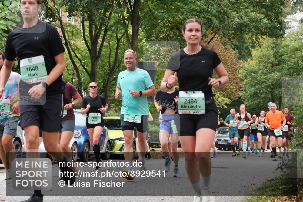 21.09.2025 - PSD Bank Halbmarathon Luisa Fischer http://msf.ph/oto/8929541 21.09.2025 11:48:12 Laufen 104, 1648, 2782, 2484 meine-sportfotos.de