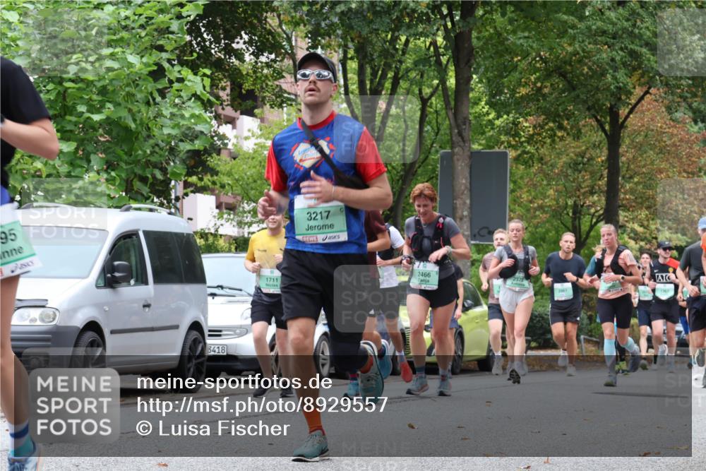 21.09.2025 - PSD Bank Halbmarathon Luisa Fischer http://msf.ph/oto/8929557 21.09.2025 11:48:15 Laufen 95, 3418, 1711, 3217, 2466, 2378, 3961, 1367 meine-sportfotos.de