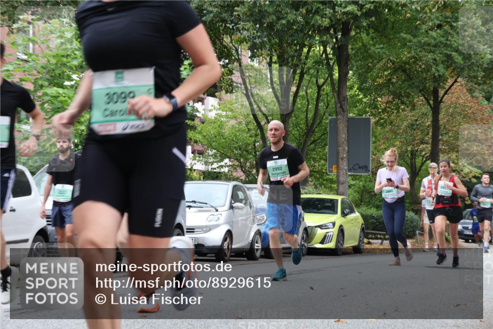 21.09.2025 - PSD Bank Halbmarathon Luisa Fischer http://msf.ph/oto/8929615 21.09.2025 11:48:23 Laufen 3099, 18, 2992, 3990, 3952 meine-sportfotos.de