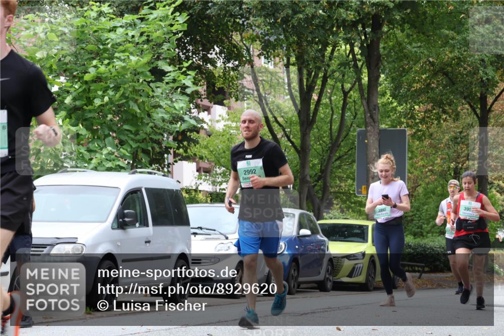 21.09.2025 - PSD Bank Halbmarathon Luisa Fischer http://msf.ph/oto/8929620 21.09.2025 11:48:24 Laufen 3418, 2992, 3990, 3957 meine-sportfotos.de