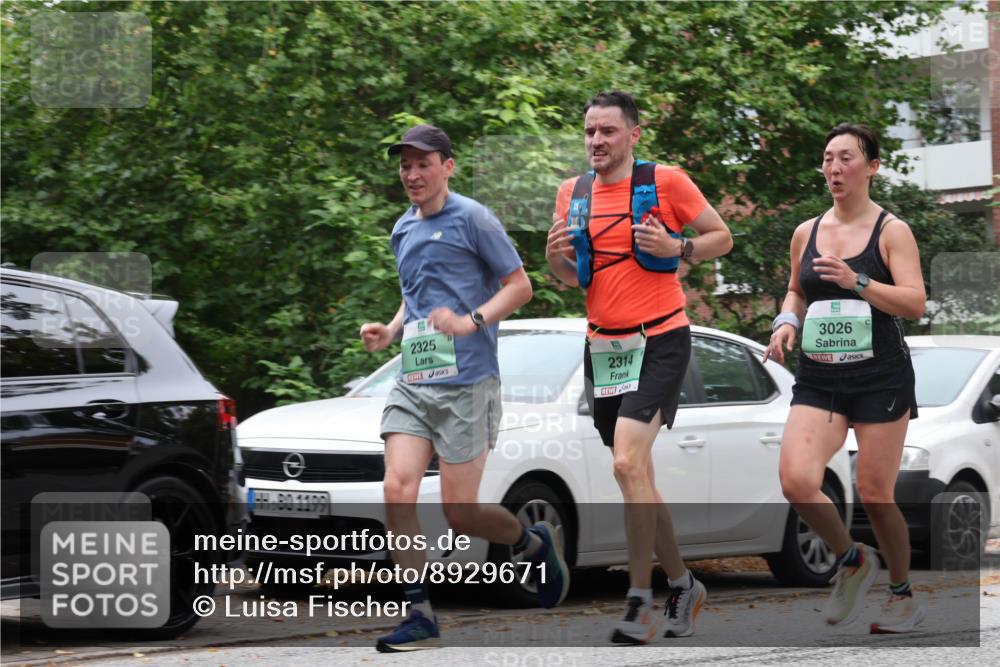 21.09.2025 - PSD Bank Halbmarathon Luisa Fischer http://msf.ph/oto/8929671 21.09.2025 11:48:36 Laufen 80, 1199, 2325, 2314, 3026 meine-sportfotos.de