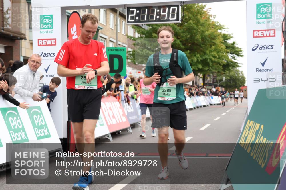 21.09.2025 - PSD Bank Halbmarathon Strokosch-Dieckow http://msf.ph/oto/8929728 21.09.2025 12:11:04 Ziel 2812, 2914, 3034, 3210, 3388, 3440 meine-sportfotos.de