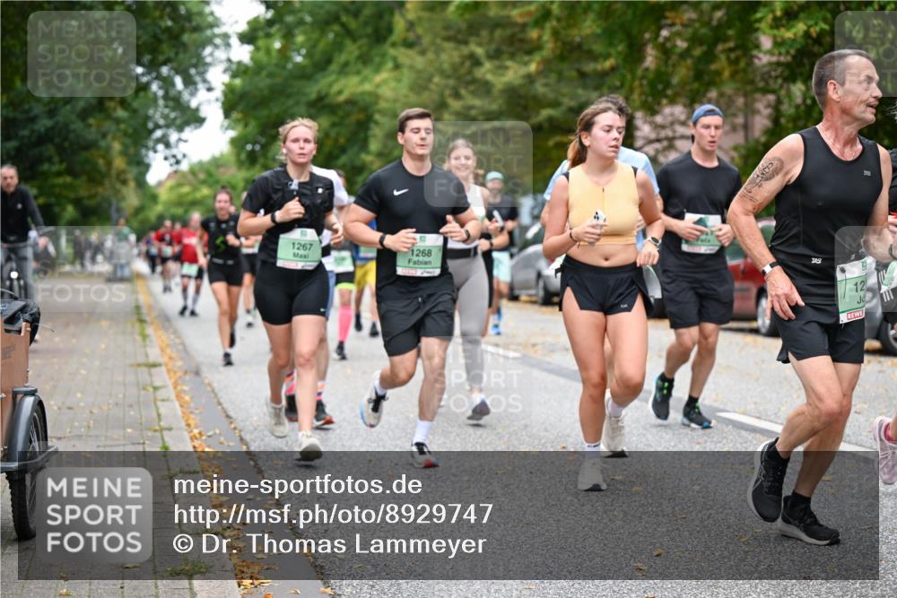 21.09.2025 - PSD Bank Halbmarathon Dr. Thomas Lammeyer http://msf.ph/oto/8929747 21.09.2025 10:49:18 Laufen 1267, 1268, 12 meine-sportfotos.de