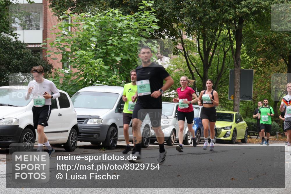21.09.2025 - PSD Bank Halbmarathon Luisa Fischer http://msf.ph/oto/8929754 21.09.2025 11:49:02 Laufen 2733, 233, 309, 2769, 341, 1034, 40 meine-sportfotos.de