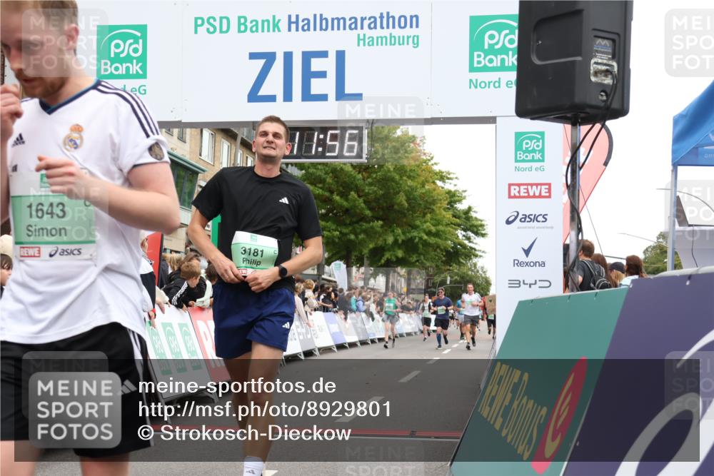 21.09.2025 - PSD Bank Halbmarathon Strokosch-Dieckow http://msf.ph/oto/8929801 21.09.2025 12:11:20 Ziel 1643, 2613, 3181 meine-sportfotos.de