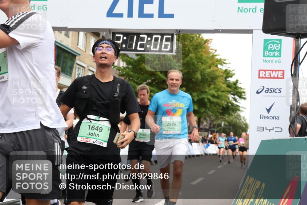 21.09.2025 - PSD Bank Halbmarathon Strokosch-Dieckow http://msf.ph/oto/8929846 21.09.2025 12:11:30 Ziel 1635, 1649, 2326, 2969, 3036, 3045, 3448, 3455, 3526 meine-sportfotos.de