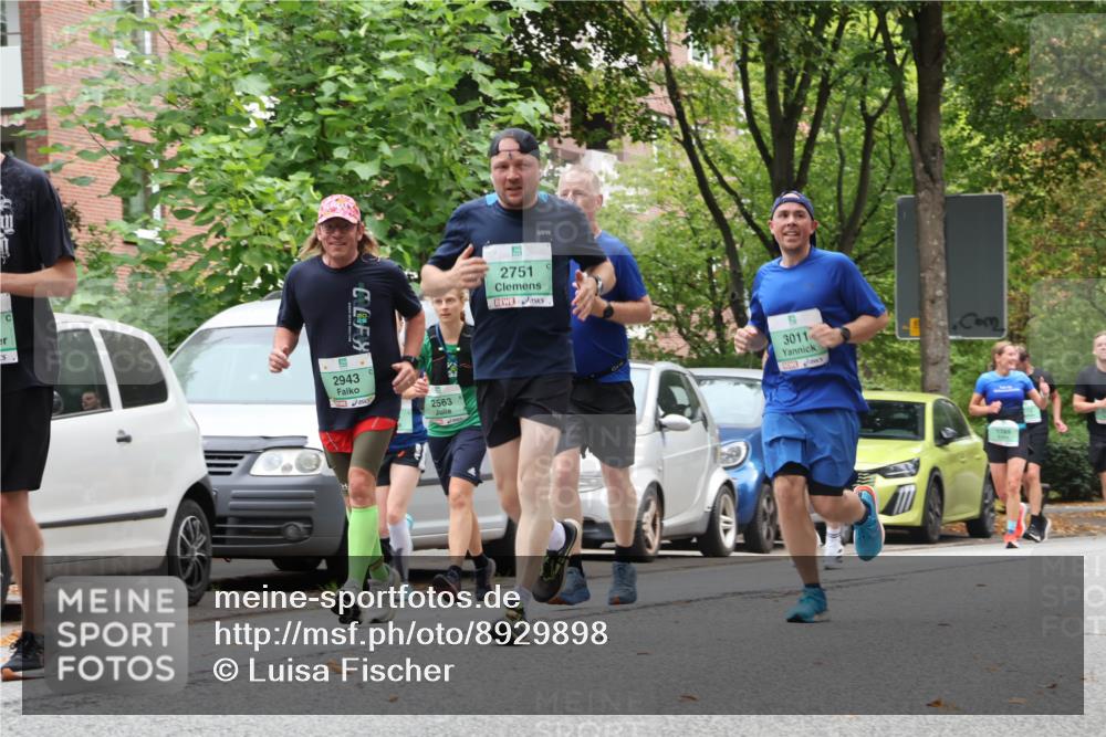 21.09.2025 - PSD Bank Halbmarathon Luisa Fischer http://msf.ph/oto/8929898 21.09.2025 11:49:27 Laufen 2943, 2563, 2751, 3011 meine-sportfotos.de