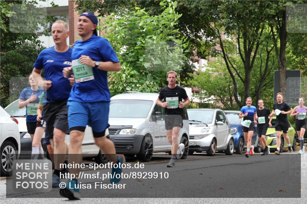 21.09.2025 - PSD Bank Halbmarathon Luisa Fischer http://msf.ph/oto/8929910 21.09.2025 11:49:29 Laufen 3186, 3011, 2741, 3418, 3172 meine-sportfotos.de