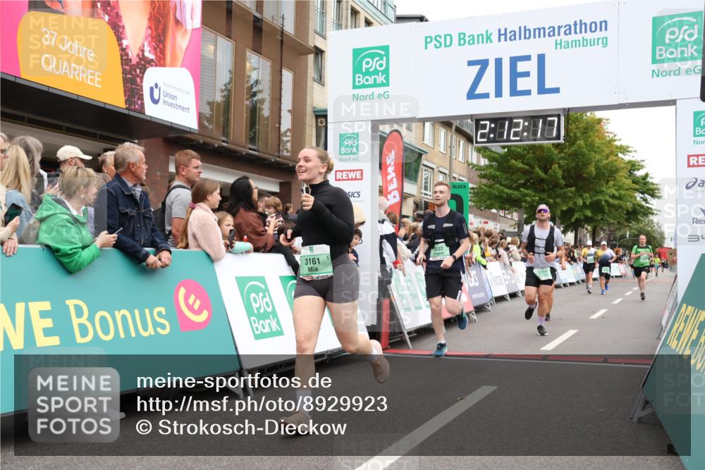 21.09.2025 - PSD Bank Halbmarathon Strokosch-Dieckow http://msf.ph/oto/8929923 21.09.2025 12:11:41 Ziel 1635, 1759, 2754, 2907, 3161, 3249, 3424, 3533 meine-sportfotos.de