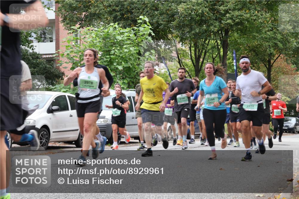 21.09.2025 - PSD Bank Halbmarathon Luisa Fischer http://msf.ph/oto/8929961 21.09.2025 11:49:48 Laufen 2978, 1713, 3180, 2284, 2738, 2474 meine-sportfotos.de