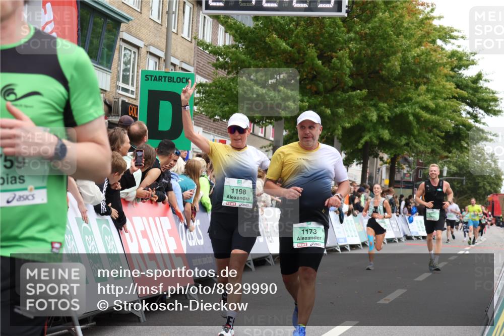 21.09.2025 - PSD Bank Halbmarathon Strokosch-Dieckow http://msf.ph/oto/8929990 21.09.2025 12:11:47 Ziel 1173, 1198, 1759, 2352, 2754, 2962, 3161, 3249, 3533 meine-sportfotos.de
