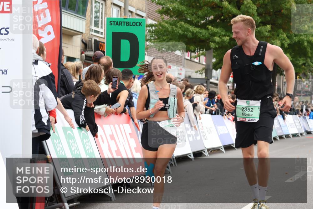 21.09.2025 - PSD Bank Halbmarathon Strokosch-Dieckow http://msf.ph/oto/8930018 21.09.2025 12:11:51 Ziel 1173, 1198, 1759, 2352, 2962 meine-sportfotos.de