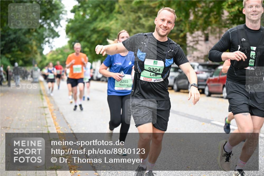 21.09.2025 - PSD Bank Halbmarathon Dr. Thomas Lammeyer http://msf.ph/oto/8930123 21.09.2025 10:49:38 Laufen 3203, 3304, 19 meine-sportfotos.de
