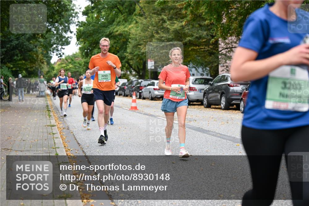 21.09.2025 - PSD Bank Halbmarathon Dr. Thomas Lammeyer http://msf.ph/oto/8930148 21.09.2025 10:49:39 Laufen 3407, 3253, 3200 meine-sportfotos.de